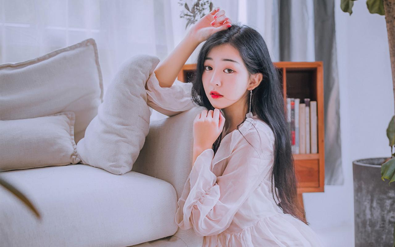 “锋刃-2025”国际狙击手射击竞赛进行“搭乘舟艇水上狙击”课目竞赛